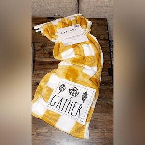 NWT Rae Dunn Printed Plush Throw Blanket w/ Patch Fall Cozy Season GATHER 50x70